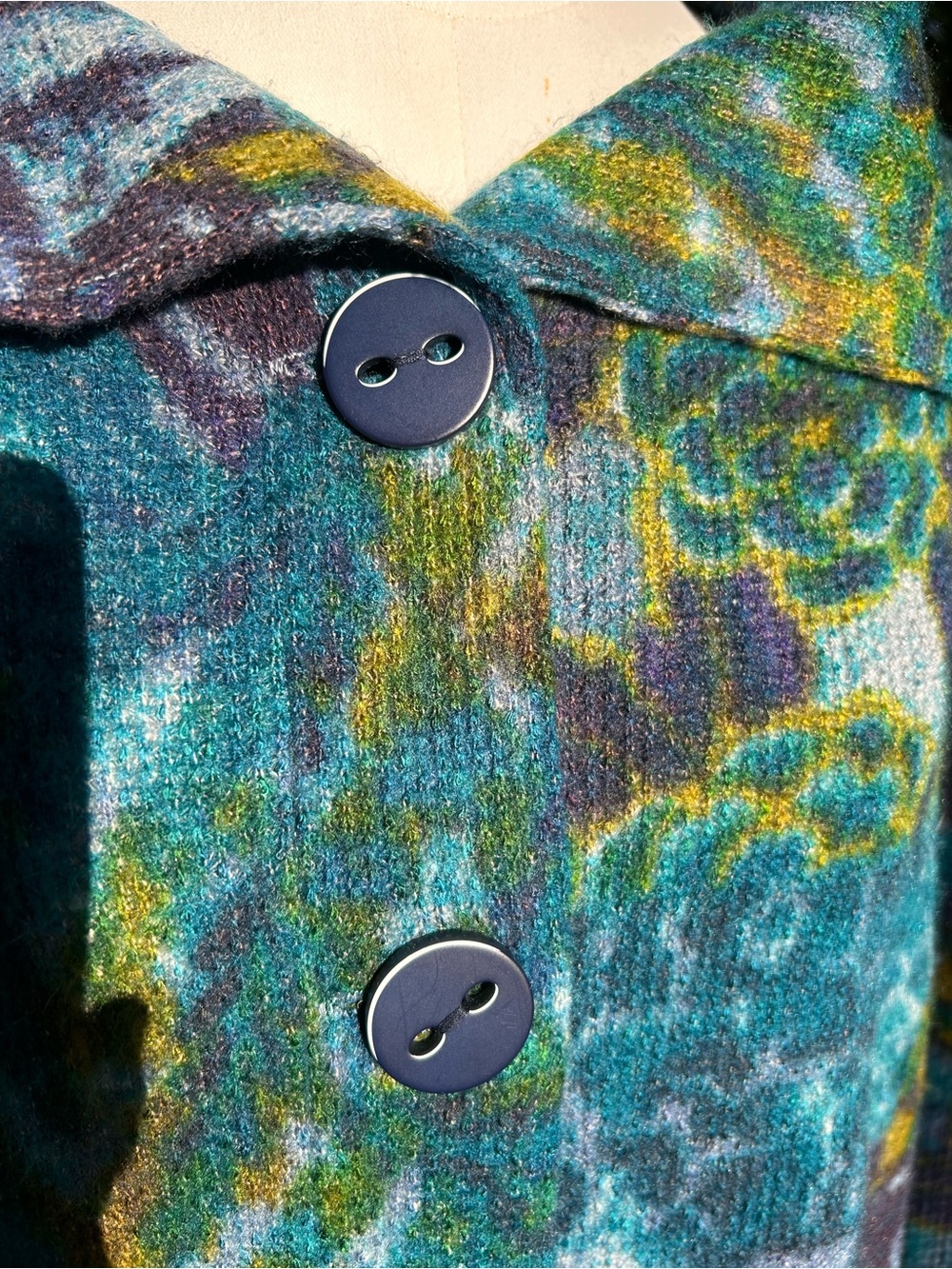 Habitat - Aspen Knit Retro Jacket in the "Skyline" jewel tone floral pattern - Picture 4 of 8